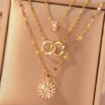 3pcs Fashionable & Luxurious Double-Ring Pendant Necklace Set With Cubic Zirconia Inlaid Flowers, Stainless Steel Chain