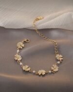 Daisy Bracelet