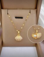 Hollowed-Out Shell Pearl Necklace