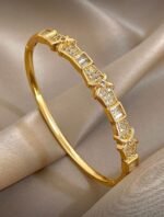 Royal Glow Bangle - Image 7