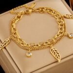 Leaf Pendant Bracelet