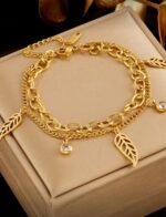 Leaf Pendant Bracelet